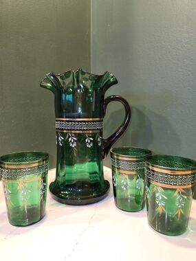 Emerald Green Hand Blown Glassware Set. Victorian Era Elegance. Gold/white.
